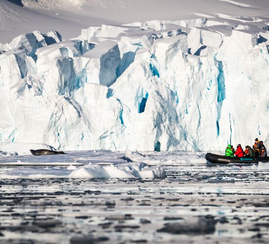 Nordspitzbergen Basecamp - Kajakfahren, Schneeschuhwandern, Wandern & Fotoworkshop © Antarktis Discover and Learning